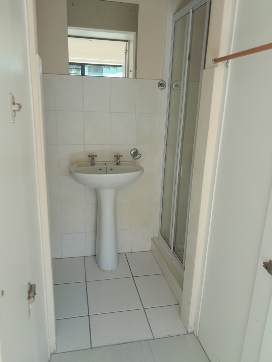 2 Bedroom Property for Sale in Heritage Mews Western Cape